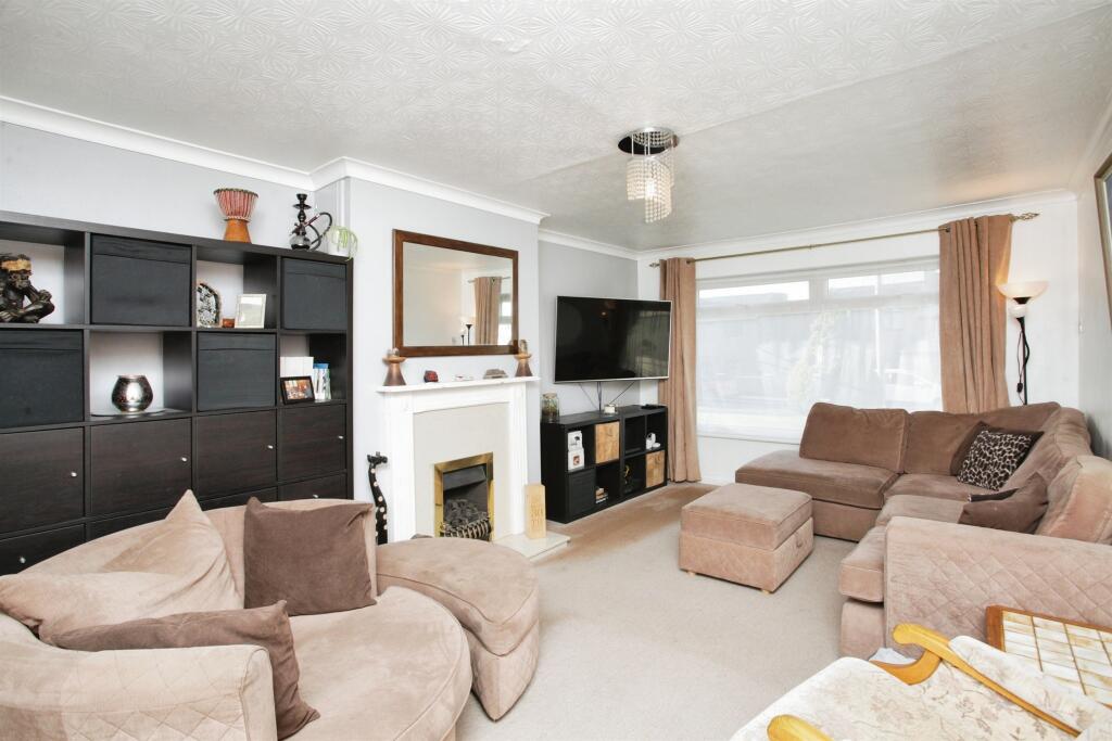 Additional image 4 of South Road, Clifton Upon Dunsmore, Rugby