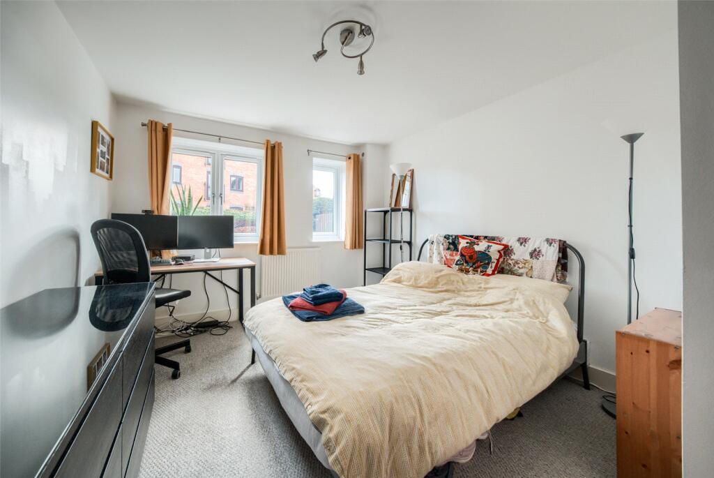 Additional image 4 of Chandlers House, The Moorings, Myton Road, Warwick, CV31