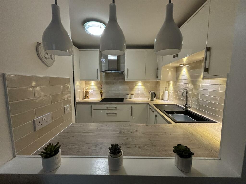 Additional image 6 of Binswood Avenue, Leamington Spa