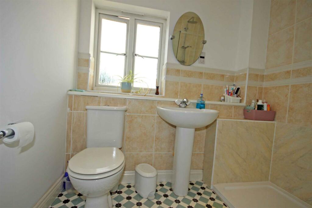 Additional image 14 of Campriano Drive, Warwick