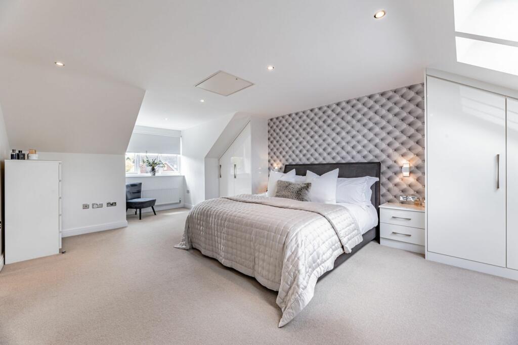 Additional image 12 of Immaculate and spacious family home by Delamere Forest.