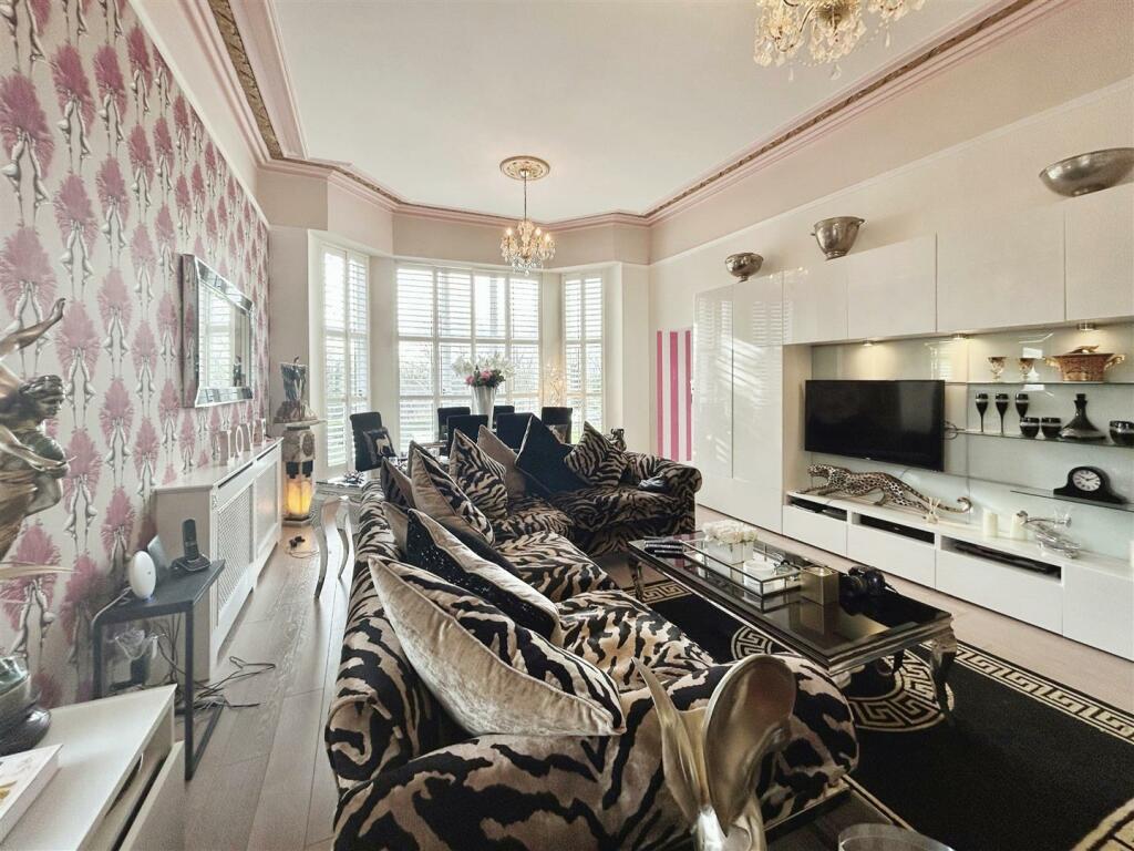 Additional image 38 of Wilhelmina Close, Leamington Spa