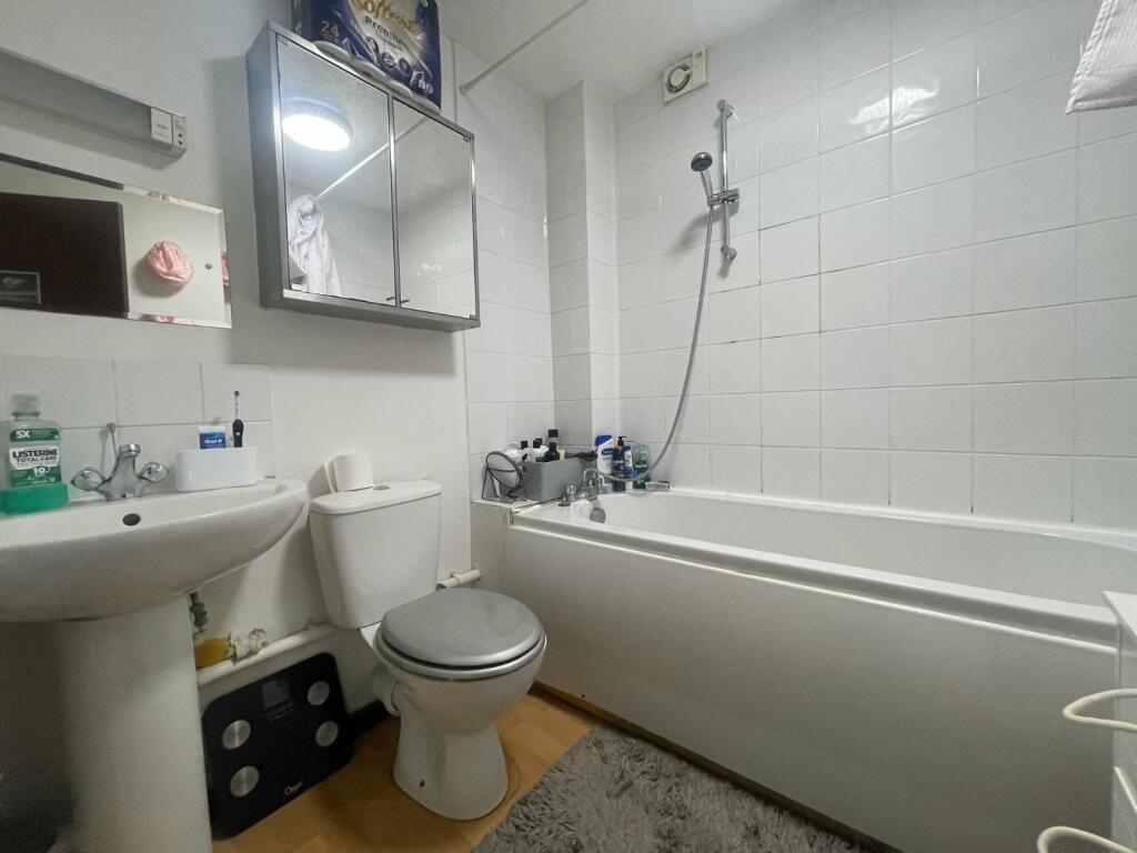 Additional image 5 of Essex Road, Gravesend, Kent, DA11