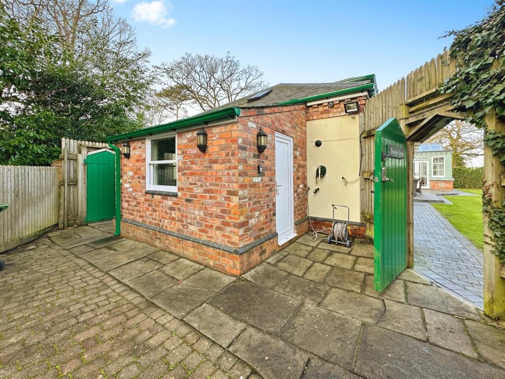 Additional image 13 of Westhill Road, Blackdown, Leamington Spa