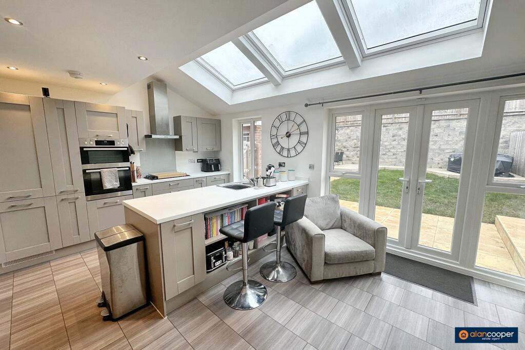 Additional image 4 of Polar Avenue, Galley Common, Nuneaton, CV10 9SX