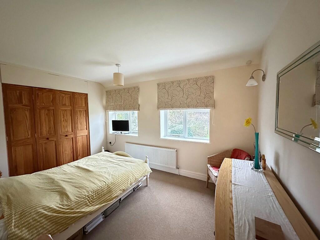 Additional image 14 of Burton Green