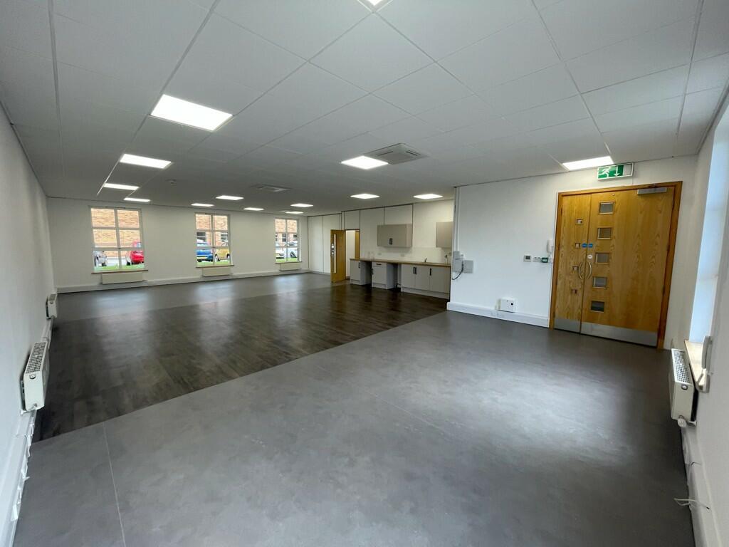 Additional image 2 of No 3 Royal Court, Gadbrook Park, Cheshire CW9 7UT