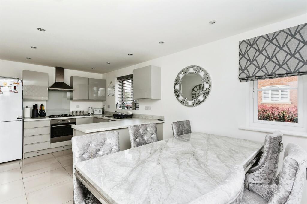 Additional image 5 of Great Burnet Close, Rugby