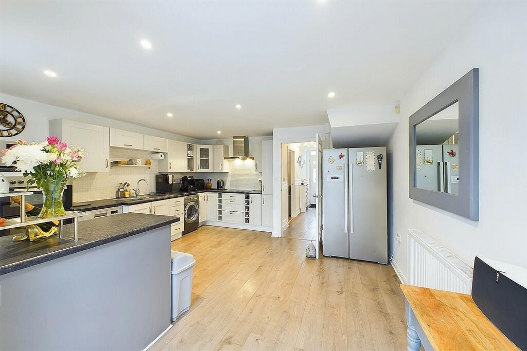 Additional image 5 of Costard Avenue, Warwick