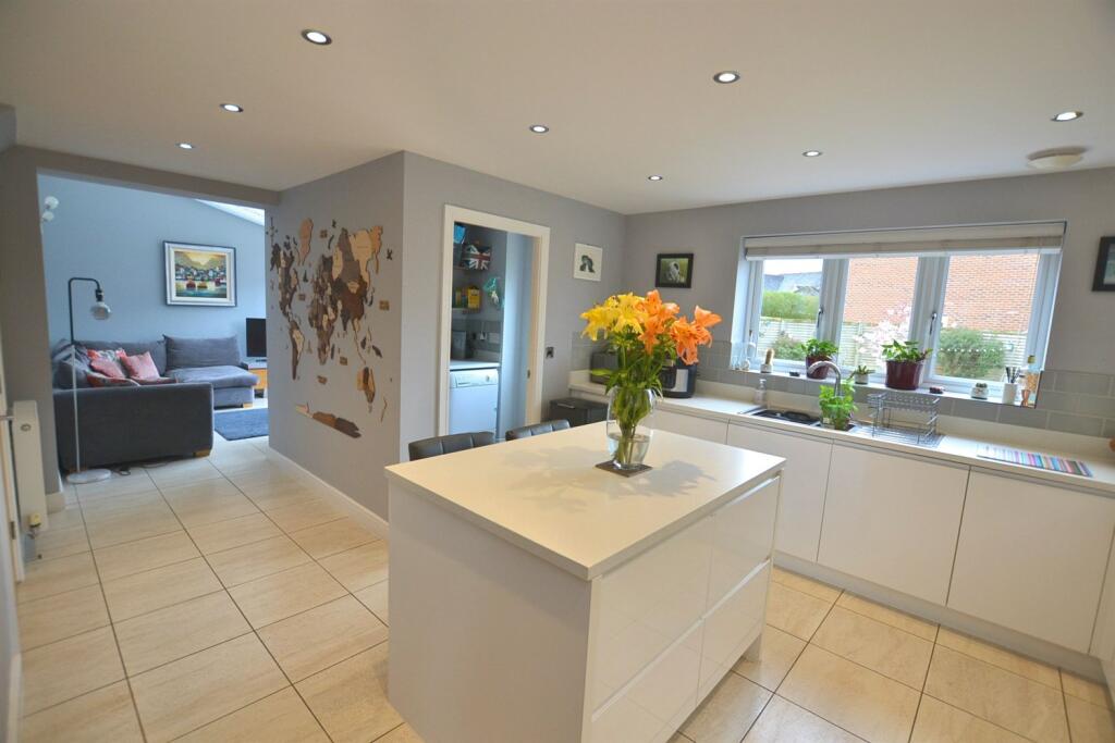 Additional image 25 of Holmes Chapel Road, Somerford