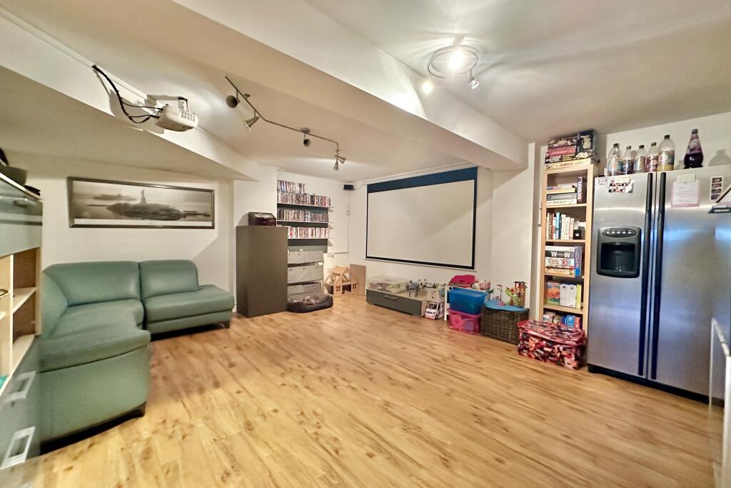 Additional image 30 of Naildown Close, Hythe, Kent