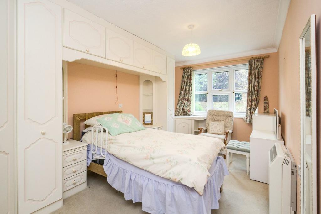 Additional image 10 of 22 Crook Log, Bexleyheath, DA6