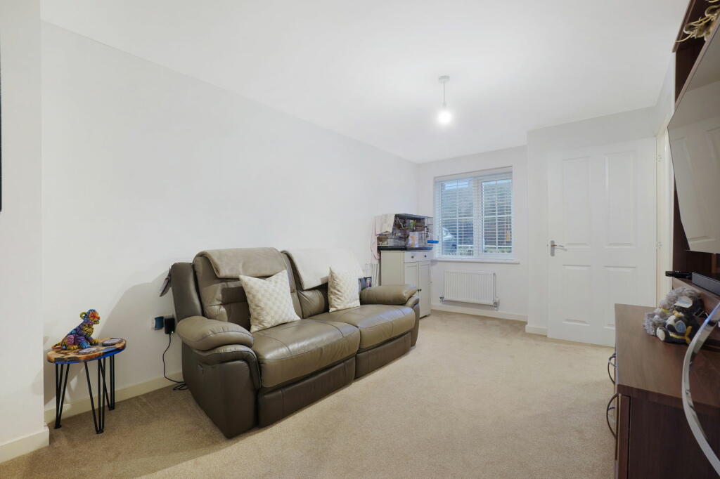 Additional image 9 of Field Lane, Gravesend, Kent, DA11