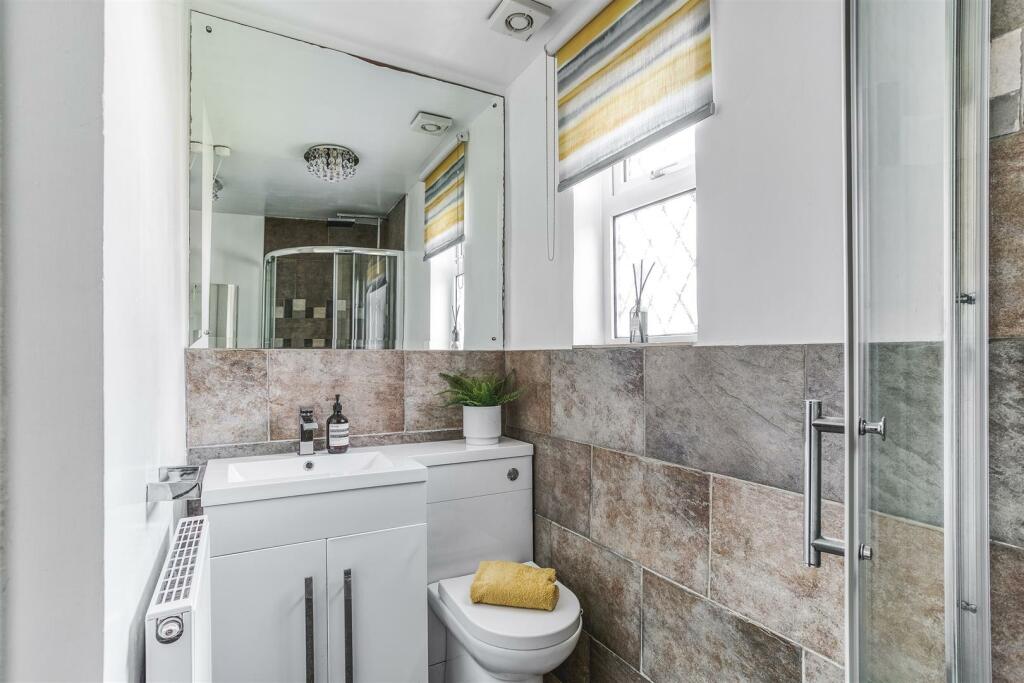 Additional image 18 of Old Hackney Lane, Hackney, Matlock