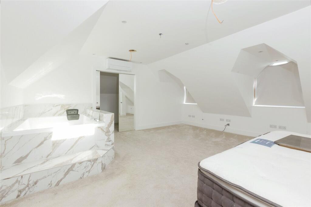 Additional image 14 of Summerhouse Drive, Dartford, Kent, DA2