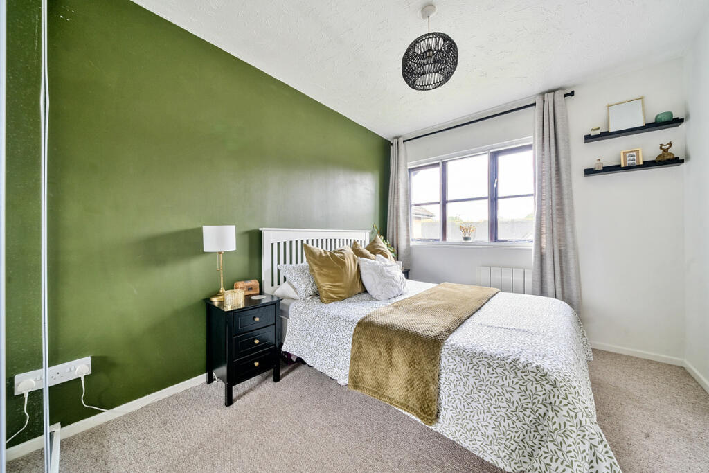 Additional image 5 of Hardwick Crescent, Dartford, DA2 6SE