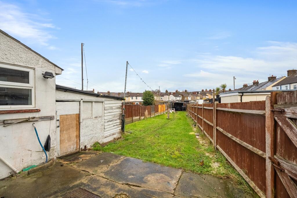 Additional image 11 of Davis Avenue, Northfleet, Gravesend, Kent, DA11