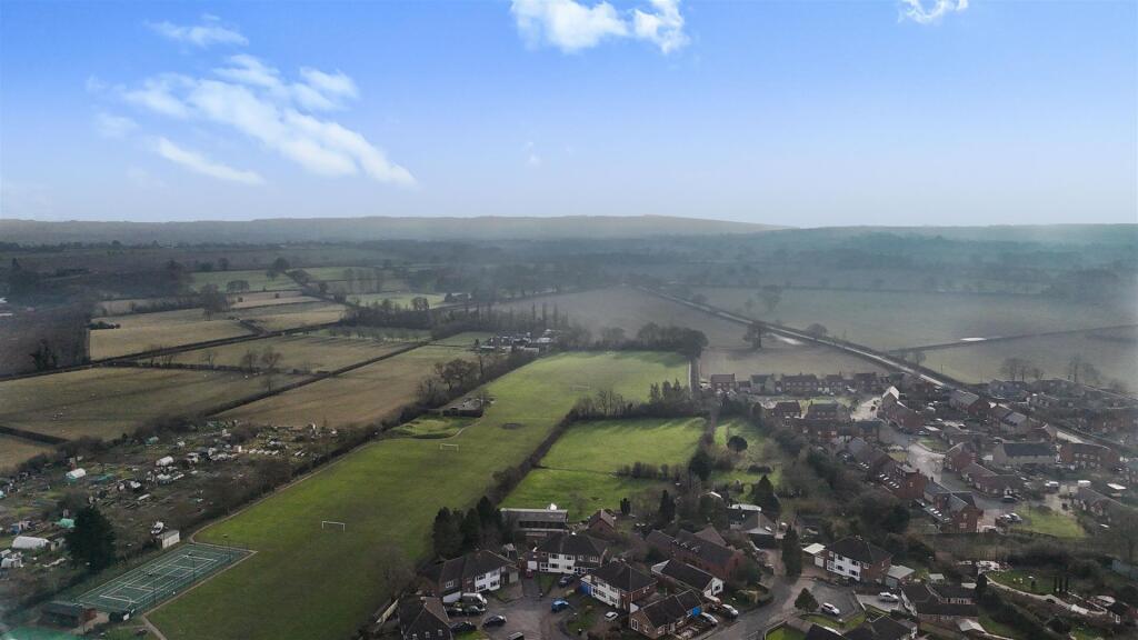 Additional image 3 of Manor Road, Harbury, Leamington Spa