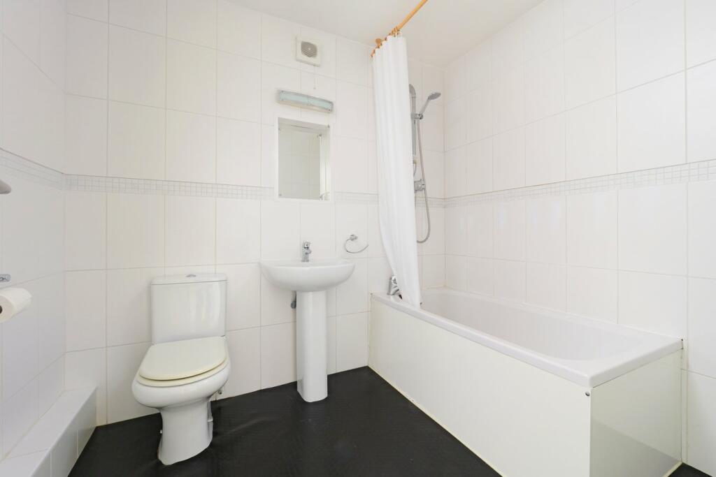 Additional image 10 of Hillside Street, Hythe, CT21