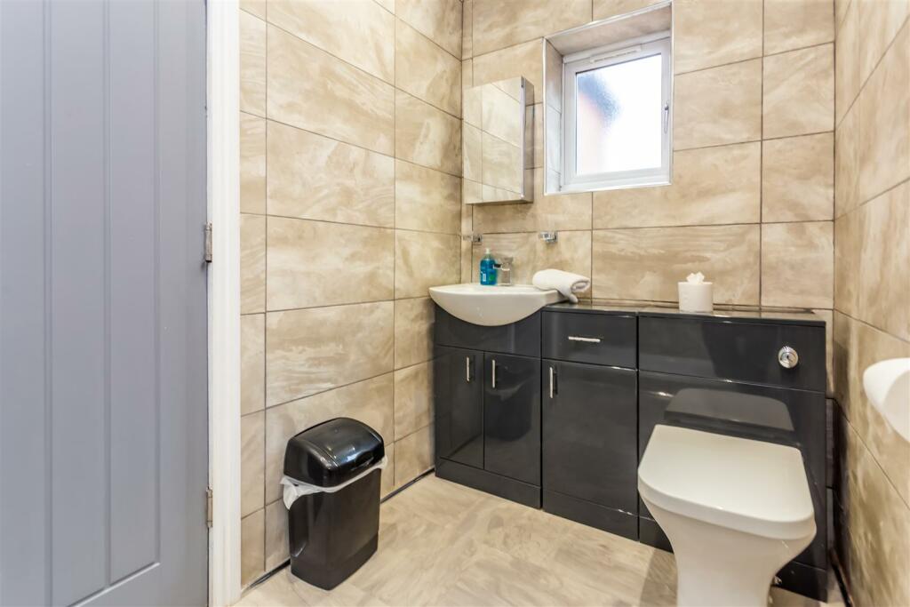 Additional image 16 of Musgrave Gardens, Durham