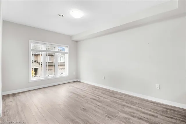 Additional image 14 of 17 Laguna Village Cres