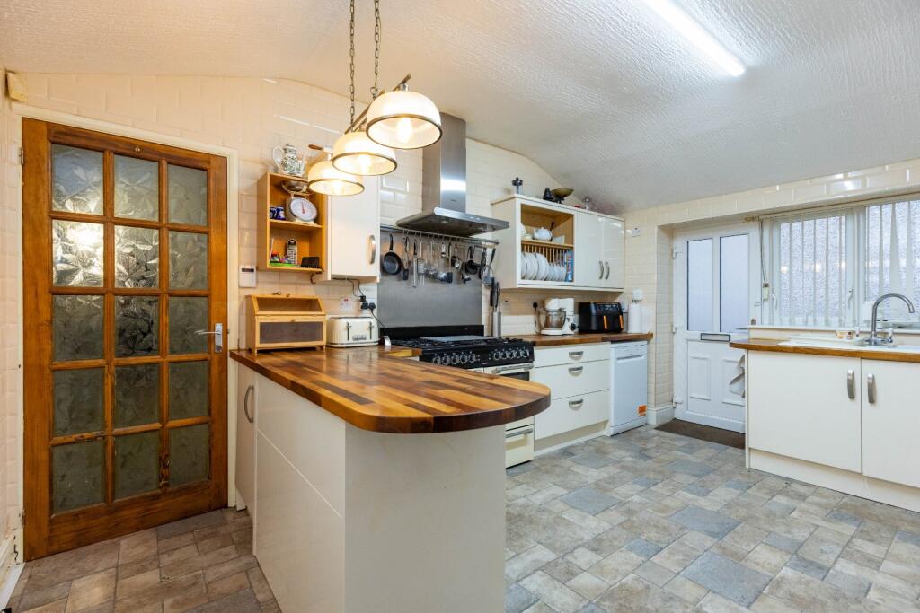 Additional image 4 of Saunders Avenue, Bedworth, Warwickshire, CV12