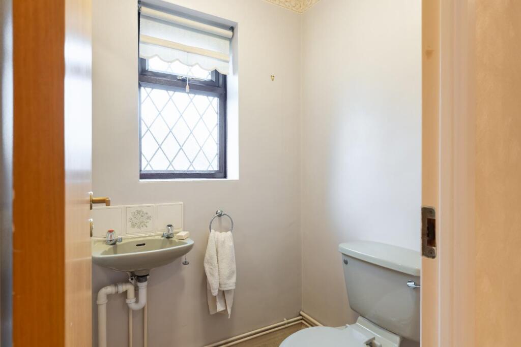 Additional image 11 of The Seekings, Whitnash, Leamington Spa