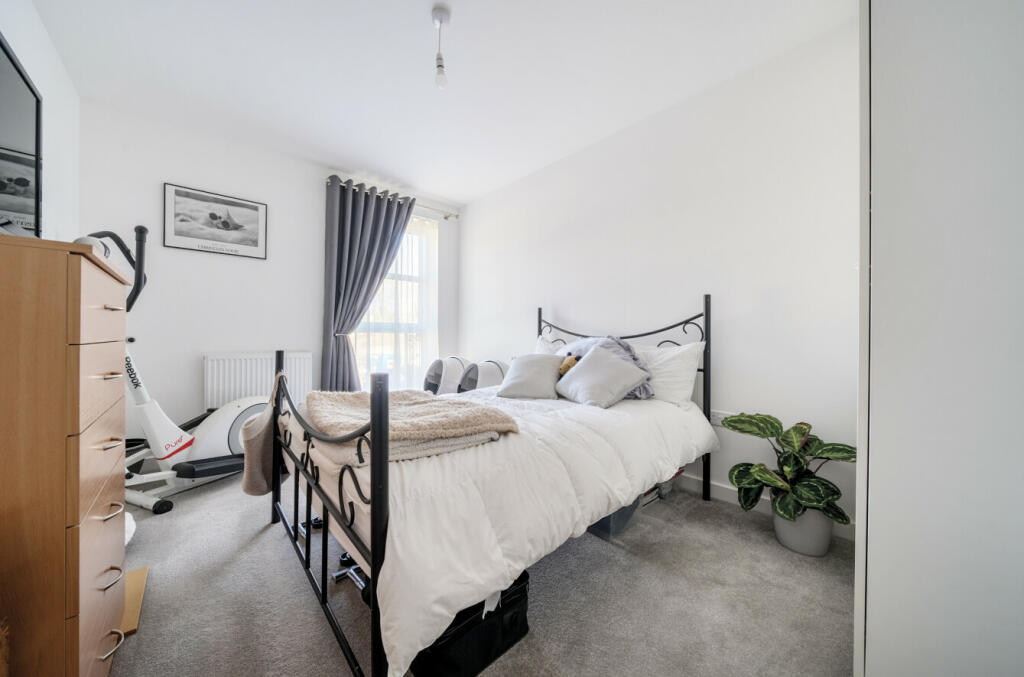 Additional image 7 of Harpur Hill, Western Cross, Ebbsfleet Valley, DA10