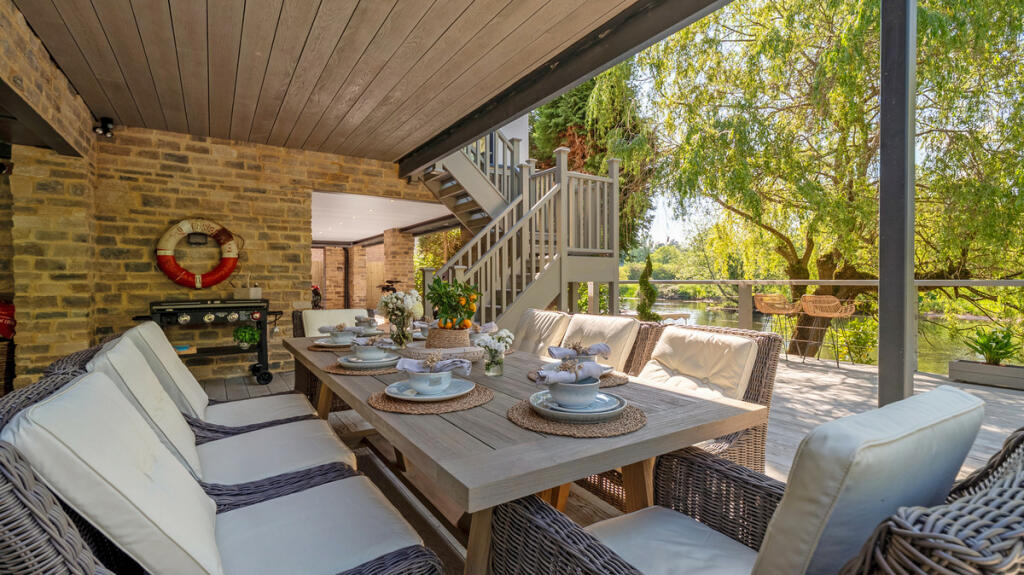 Additional image 31 of Riverside Off Tiddington Road, Stratford Upon Avon, Warwickshire. CV37 7BD