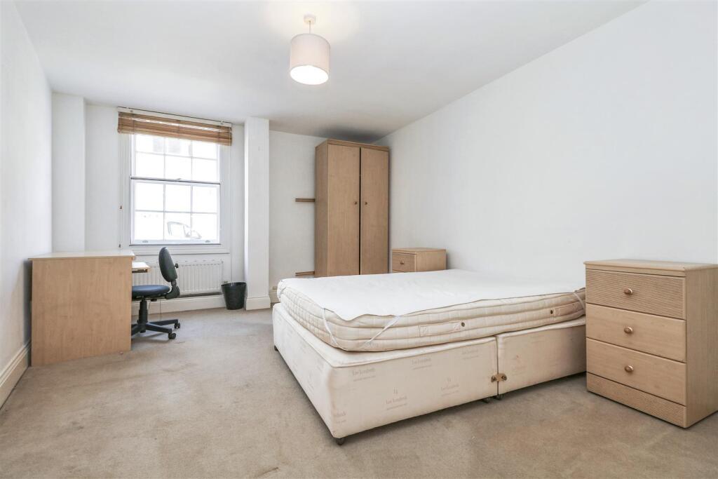 Additional image 13 of Neville Court, Jury Street, Warwick