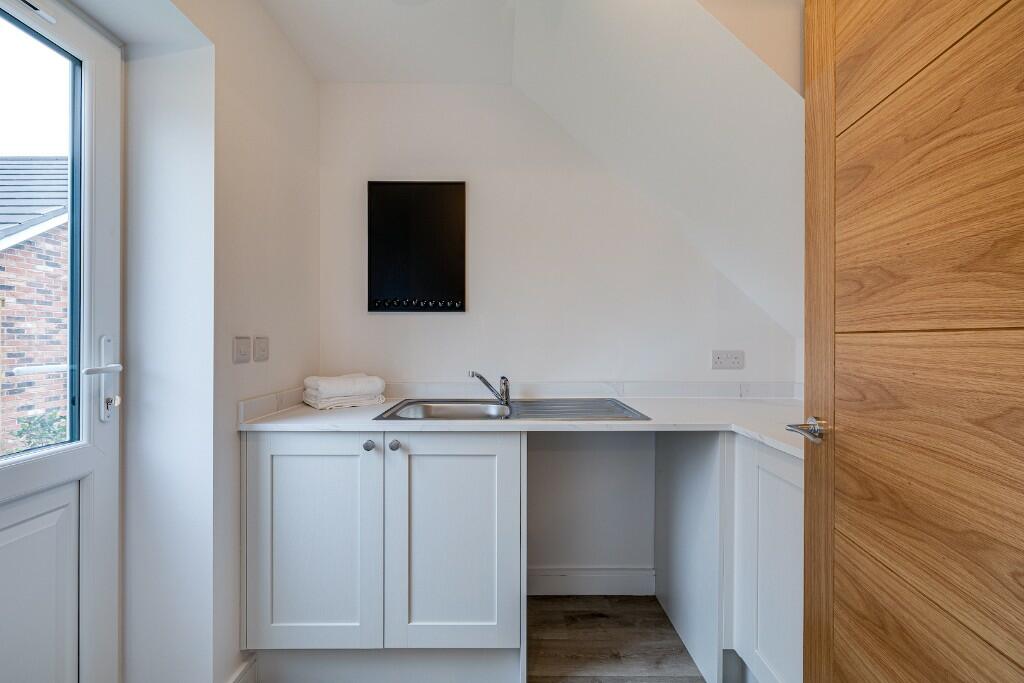 Additional image 8 of Whitchurch Road,
Tarporley,
CW6 9NZ