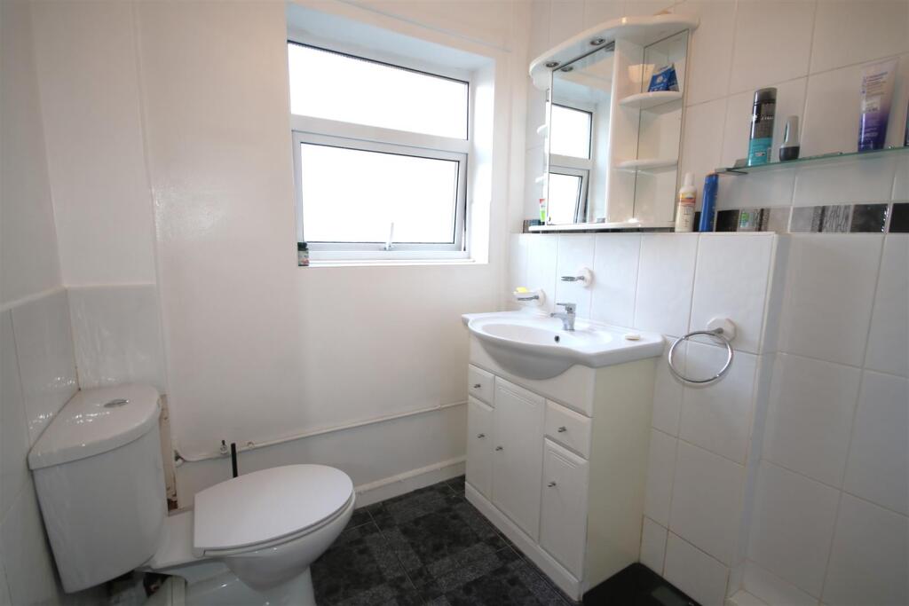 Additional image 13 of Queens Avenue, Canterbury