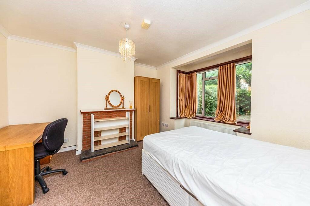 Additional image 5 of Glen Iris Avenue, Canterbury, CT2