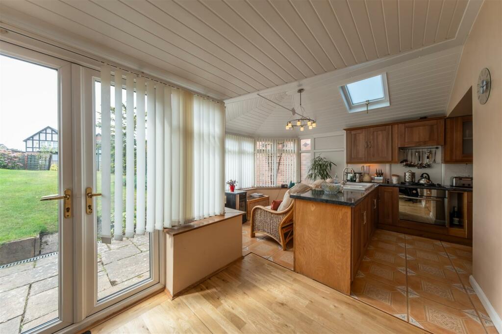 Additional image 5 of Meadow Close, Cuddington, Cheshire