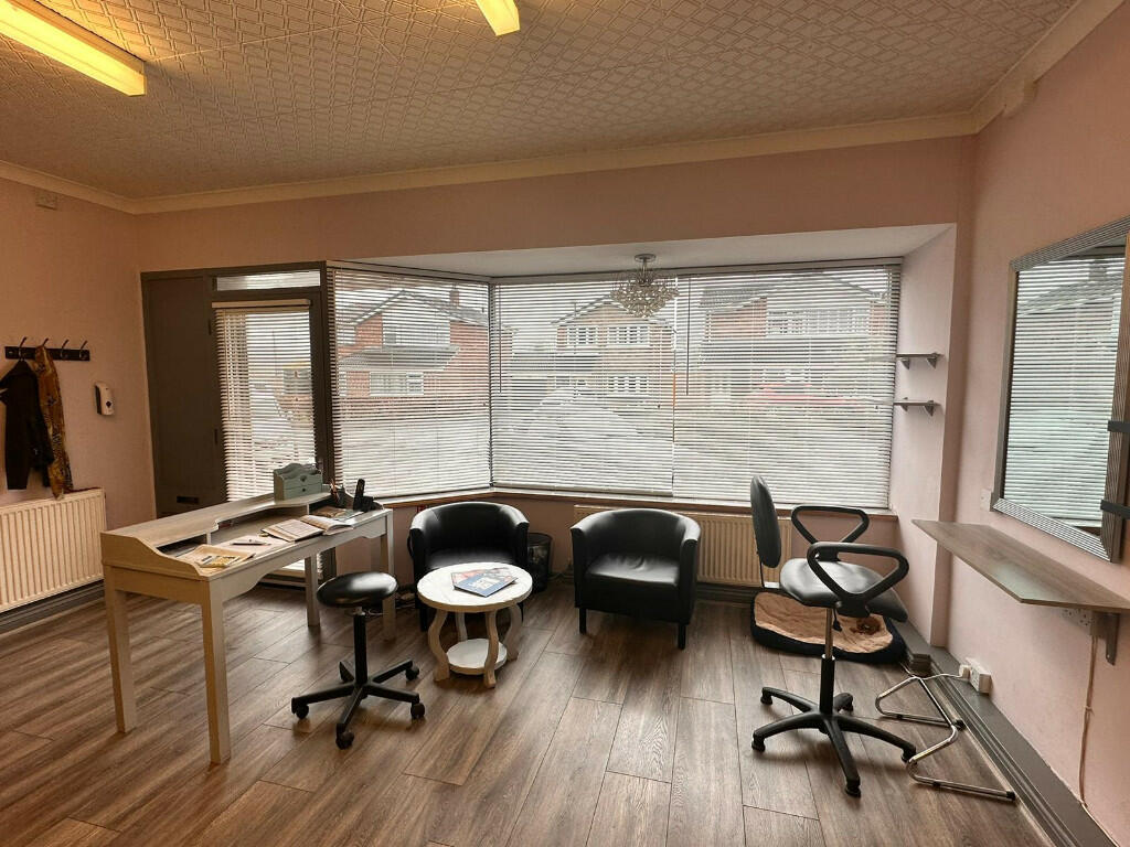 Additional image 3 of 9 Hayfield Close, Belper, Derbyshire, DE56