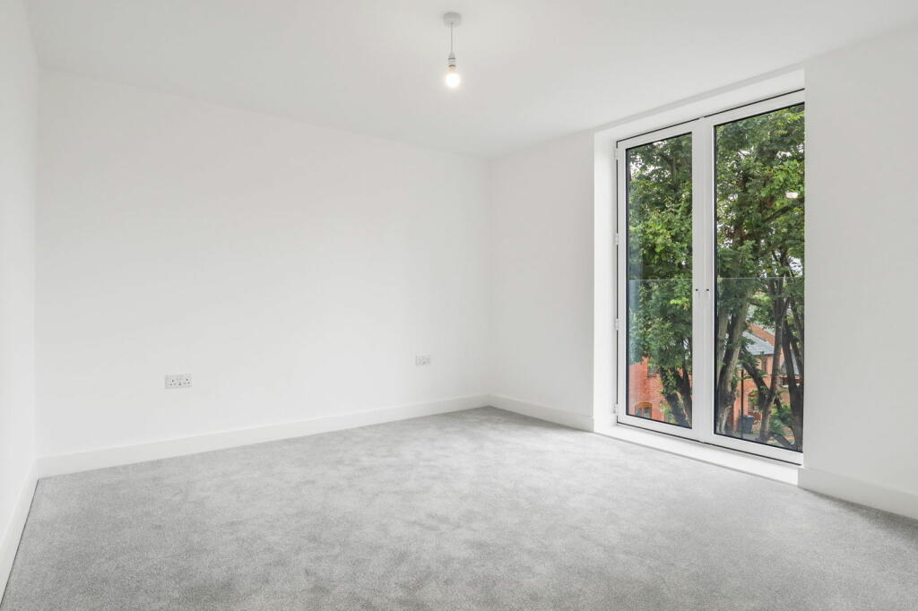 Additional image 6 of Willes Road, Leamington Spa, Warwickshire, CV32 4DH