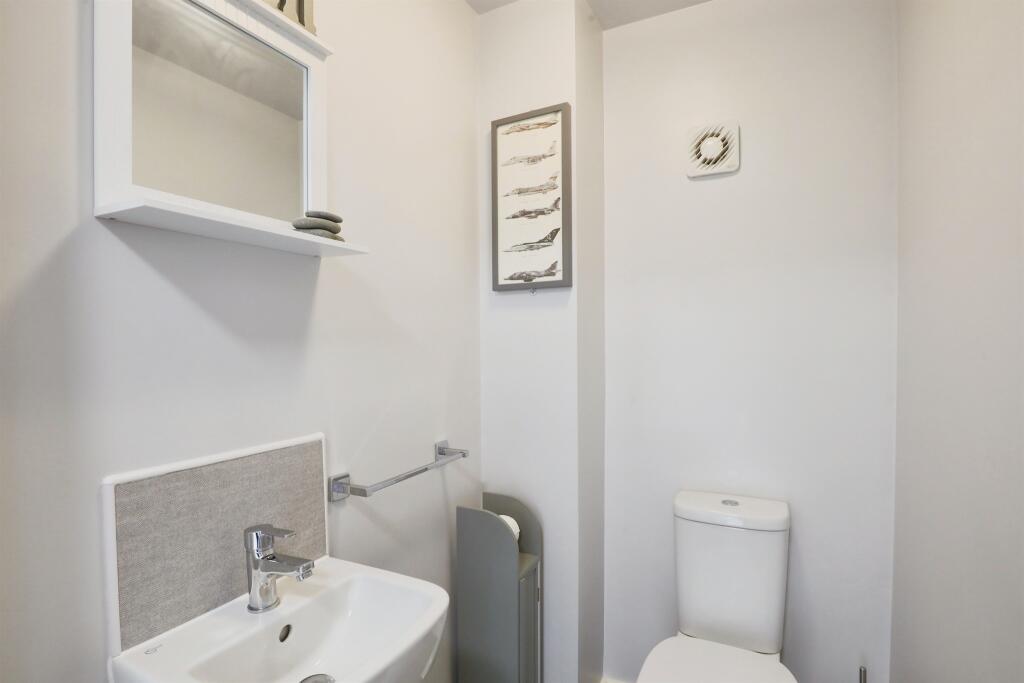 Additional image 6 of Barclay Close, Wellesbourne, Warwick