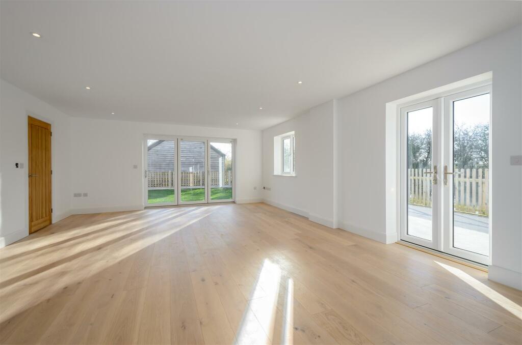 Additional image 8 of The Old Barn, Higham Lane, Stoke Golding.