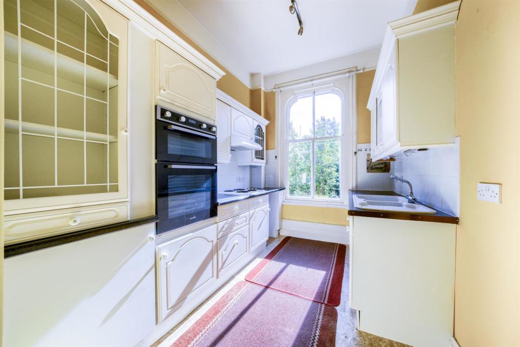 Additional image 20 of Warwick Road, Stratford-Upon-Avon