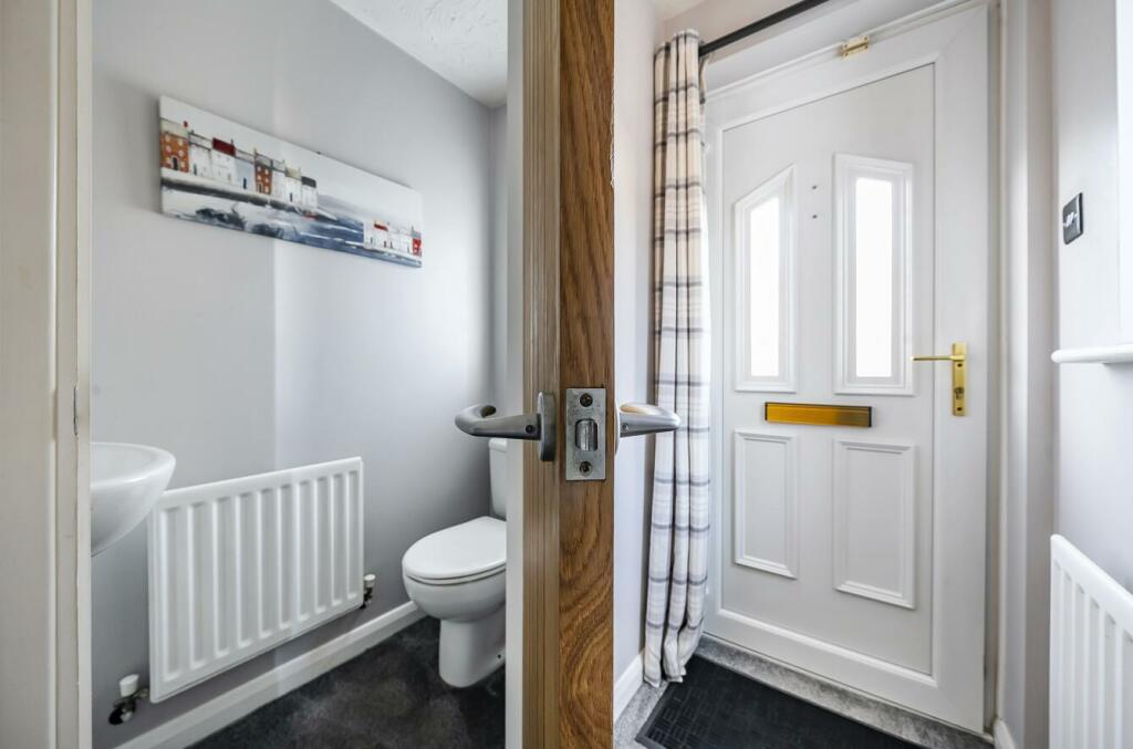 Additional image 9 of Braids Close, Rugby, CV21