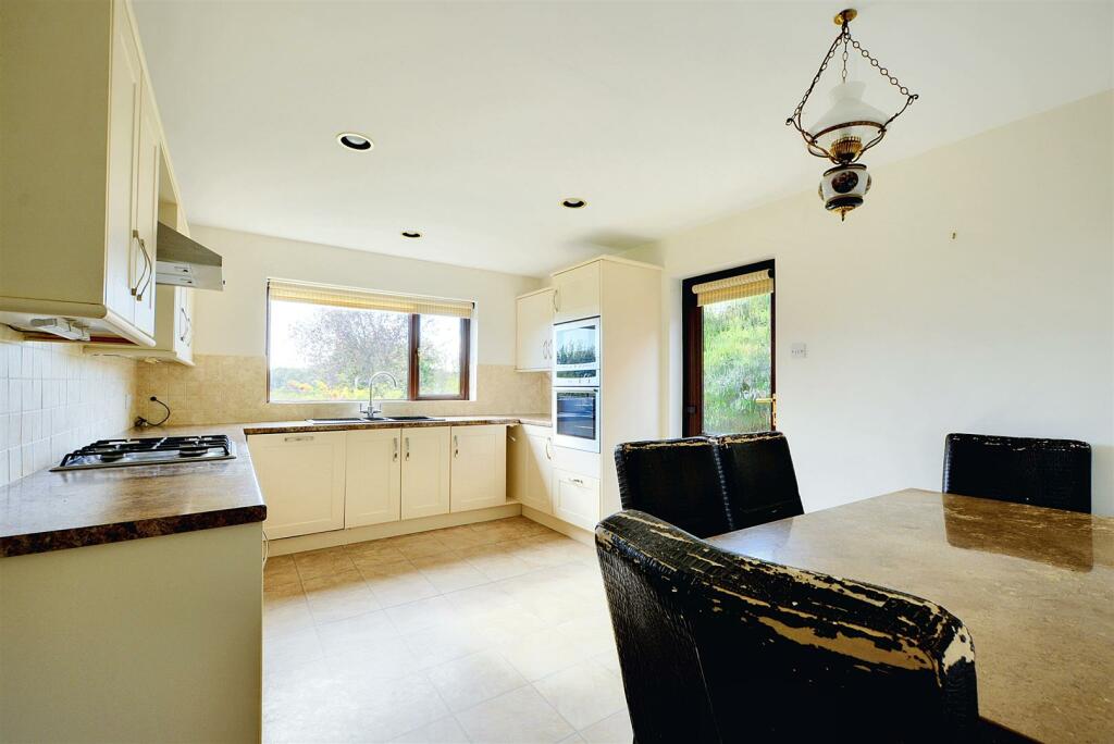 Additional image 9 of High Lane Central, West Hallam