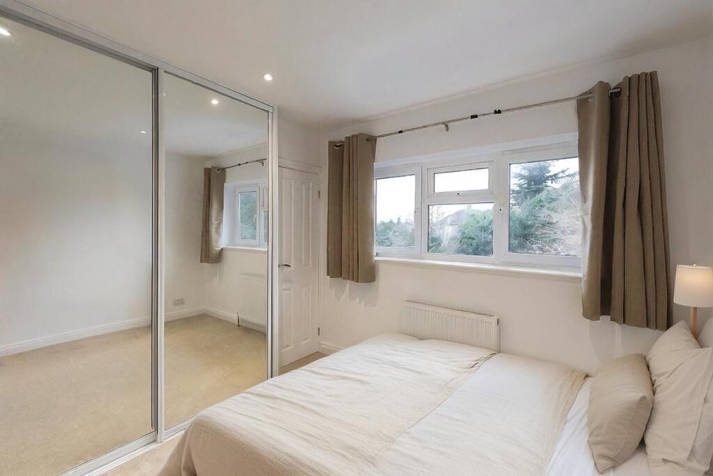 Additional image 7 of Faygate Crescent, South Bexleyheath, DA6