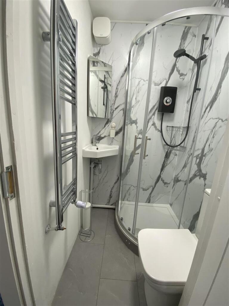 Additional image 6 of Ensuite 2, Melbourne Road, Earlsdon, Coventry, CV5 6JP