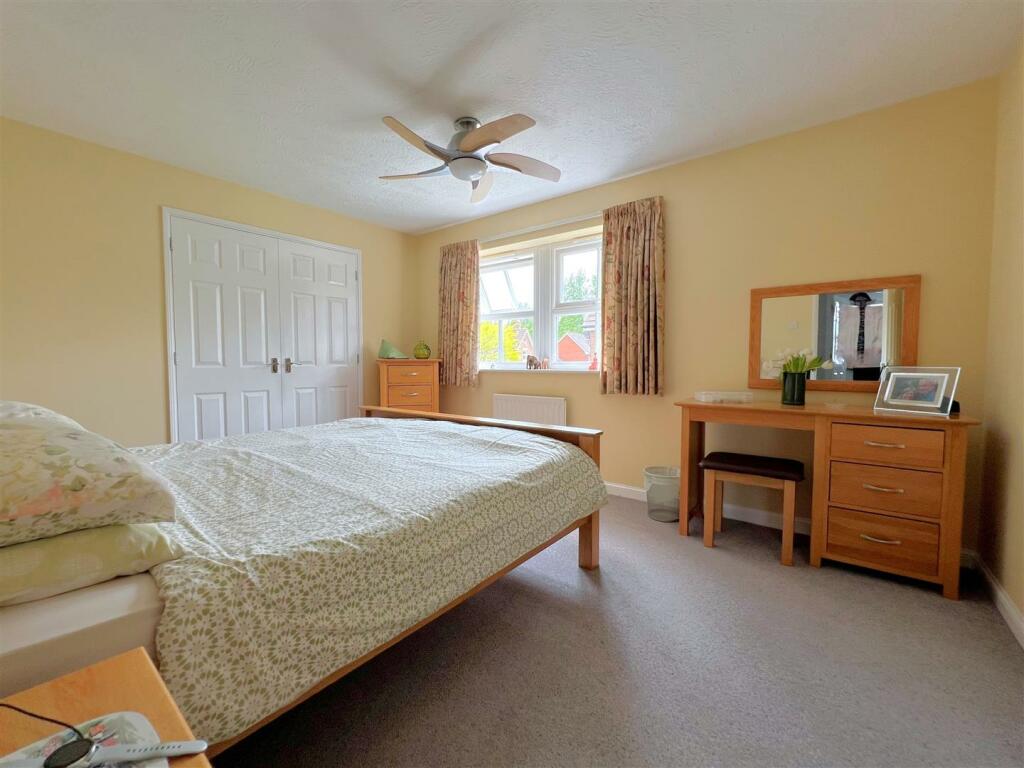 Additional image 19 of Robins Grove, Warwick