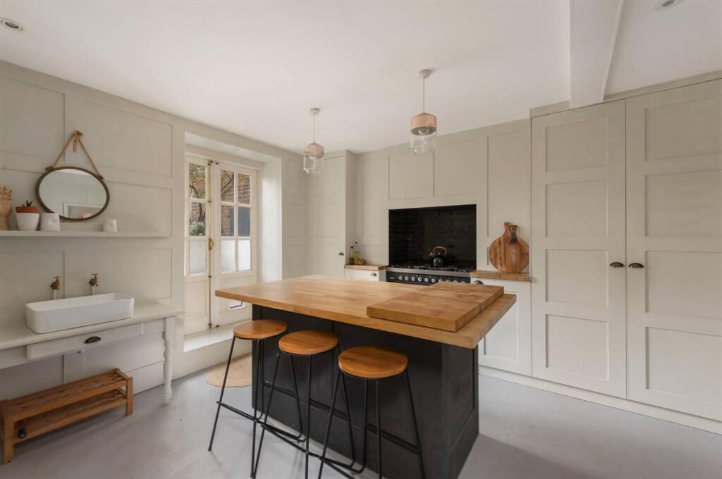 Additional image 13 of Central Parade, Herne Bay