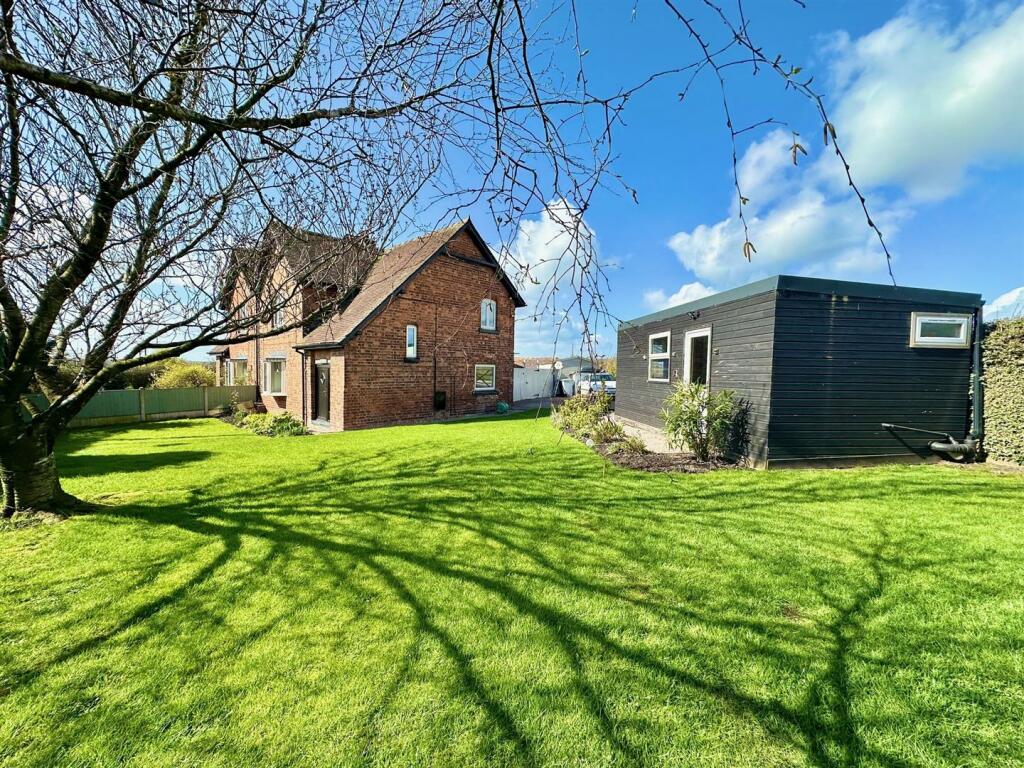 Additional image 43 of Middlewich Road, Leighton, Cheshire