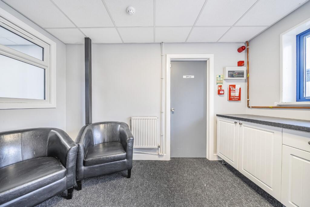 Additional image 16 of Oyo Business Units, Crabtree Manorway North, Belvedere, Kent, DA17