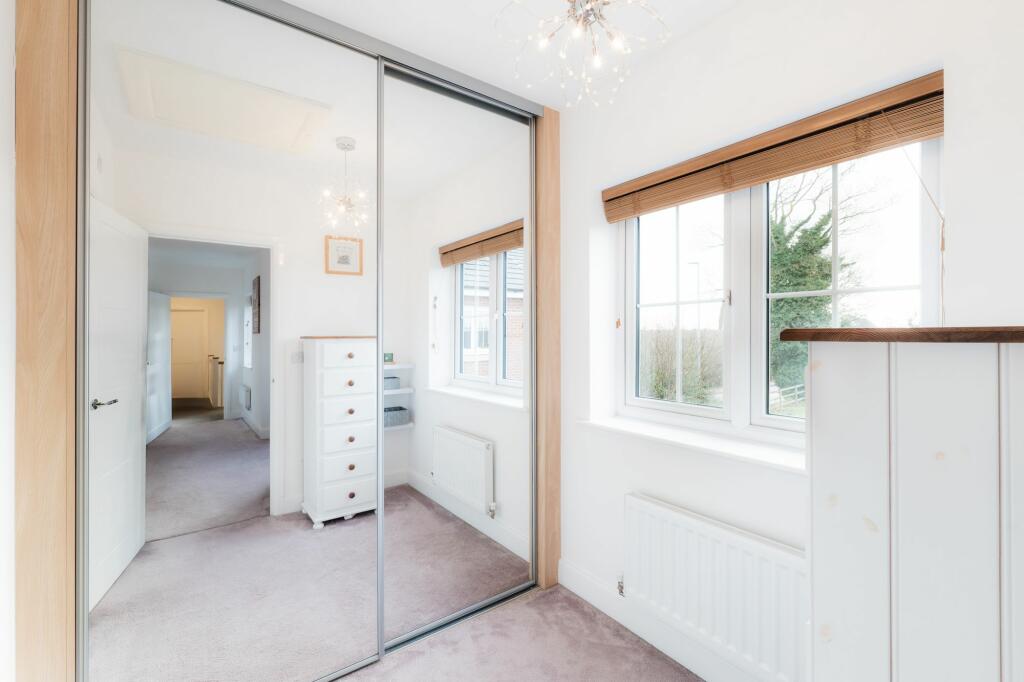 Additional image 16 of Over 2100 square feet on a large plot