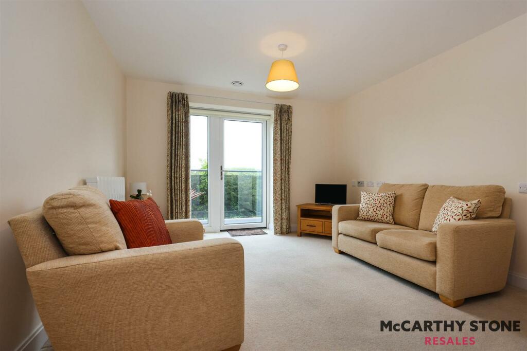 Additional image 6 of Springfield Close, Stratford-Upon-Avon, Warwickshire, CV37 8GA