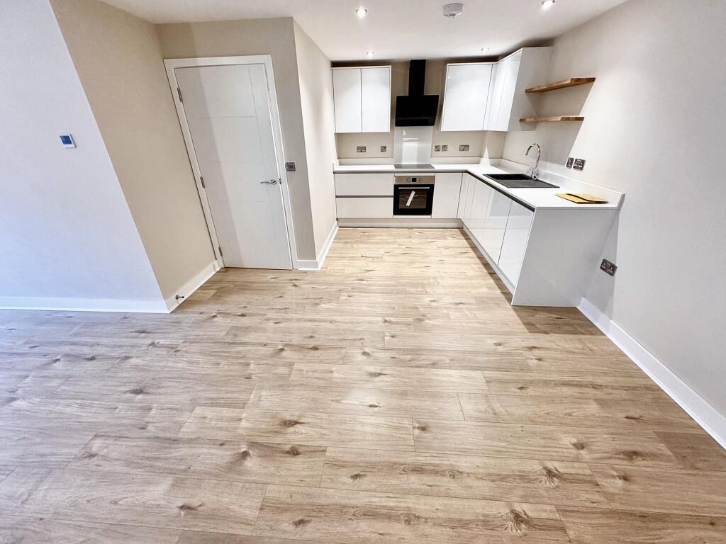 Additional image 5 of Apartment 13, Whittle House, 19 Warwick Street